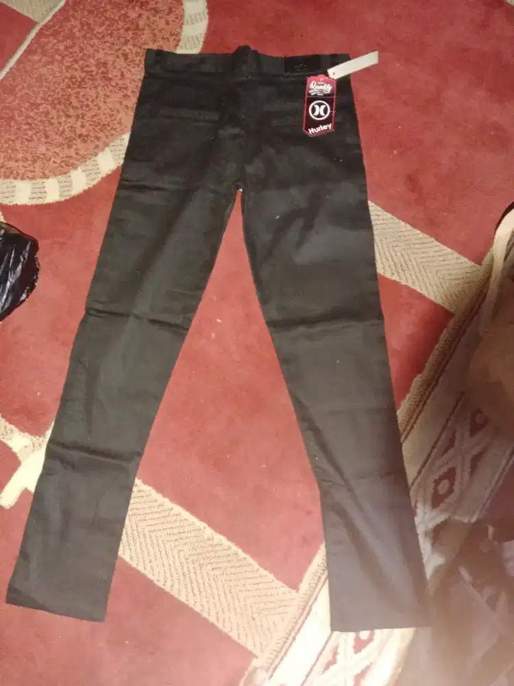 Celana chino masih baru no 27/28