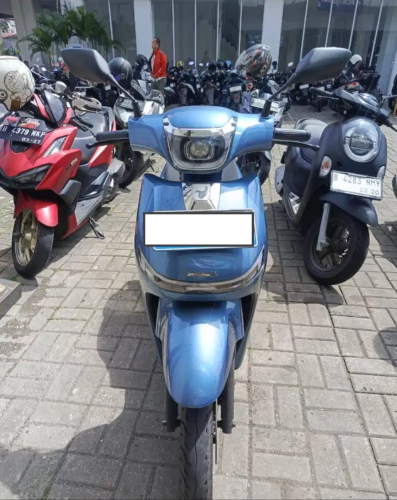 ADORA BLUE OCEAN (MOTOR LISTRIK)