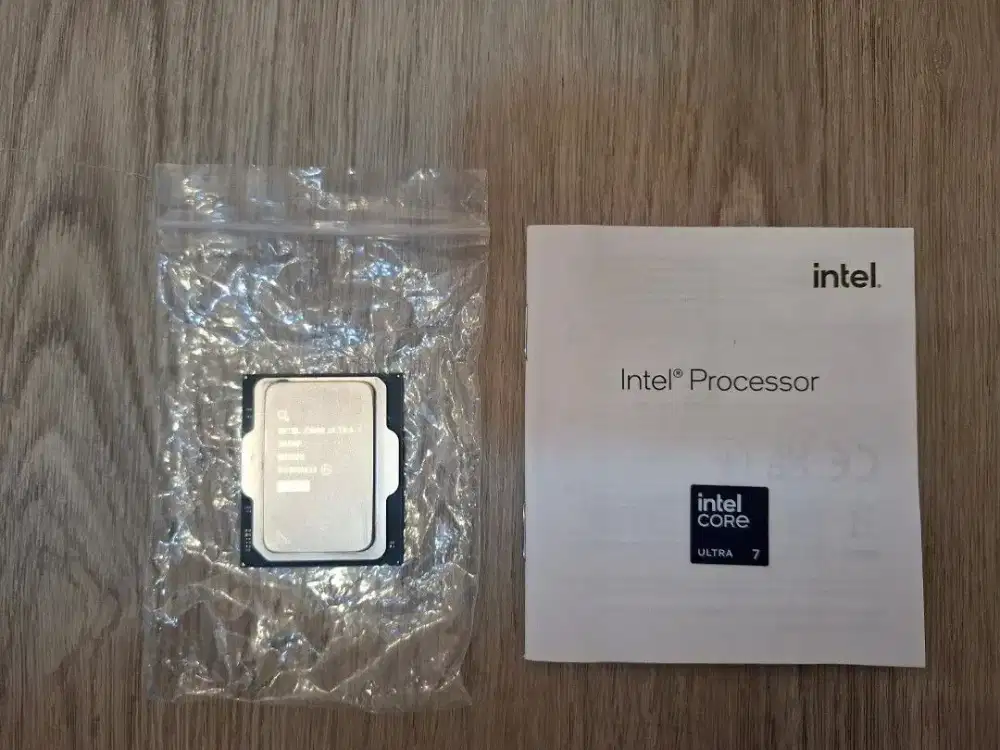Intel Core Ultra 7 265KF CPU + LGA 1851 BCF Frame Set Komputer