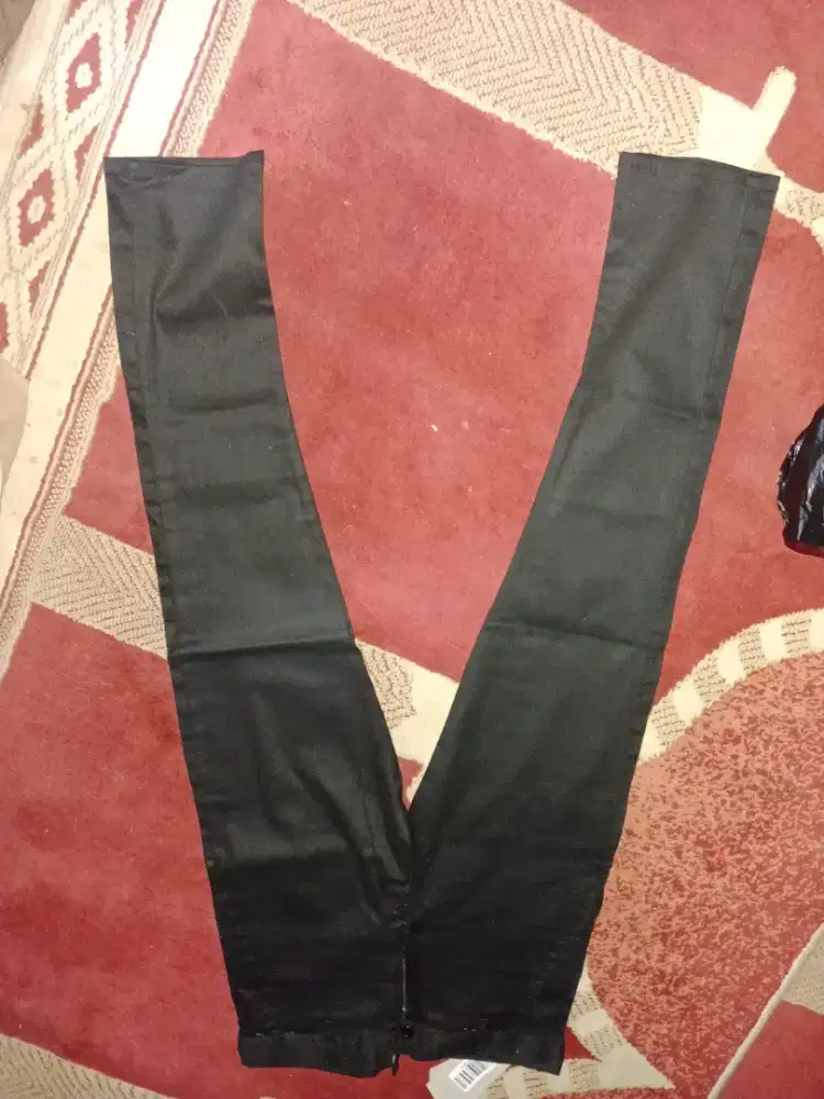 Celana chino masih baru hurley no 28