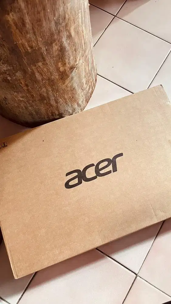 Dijual Cepat Laptop Acer Aspire Lite 14 8/512GB Nude Pink