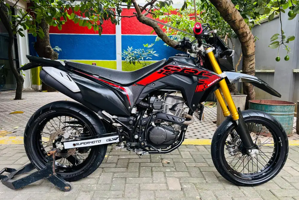 Honda crf 150 L 2024