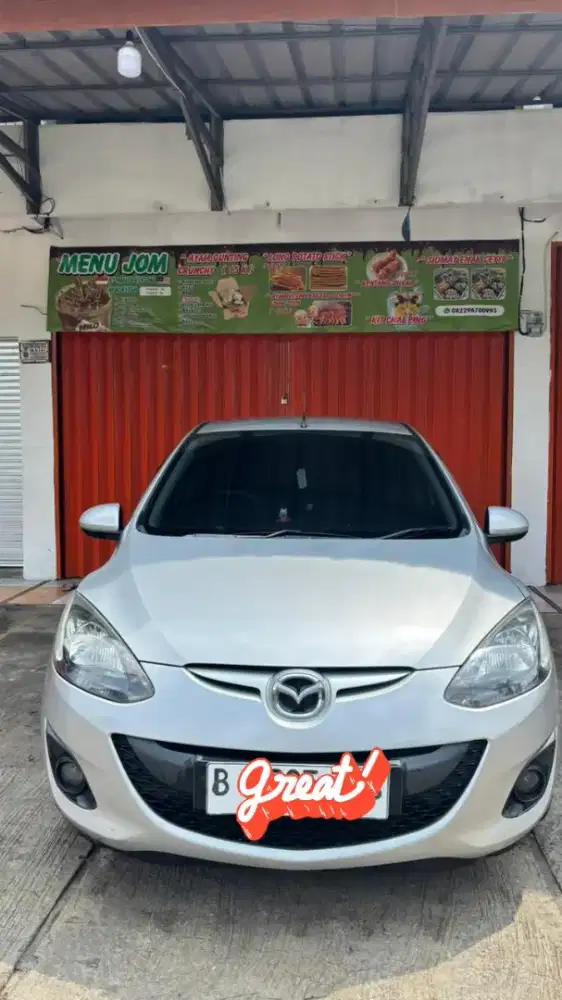 Dijual Mobil Mazda 2 tahun 2013