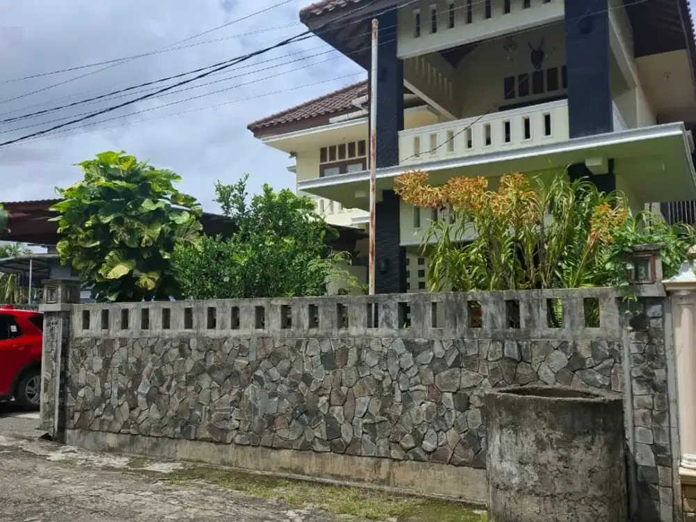Di Jual Rumah Mewah Demang Lebar Daun Harga Nego