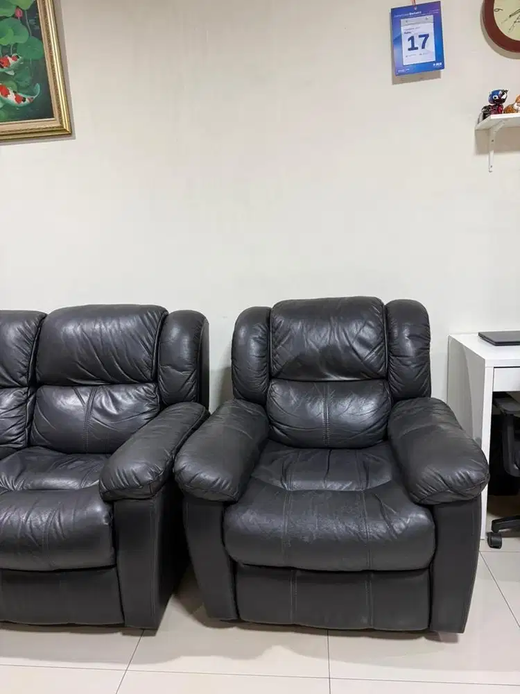 CELLINI SOFA (BLACK COLOUR)