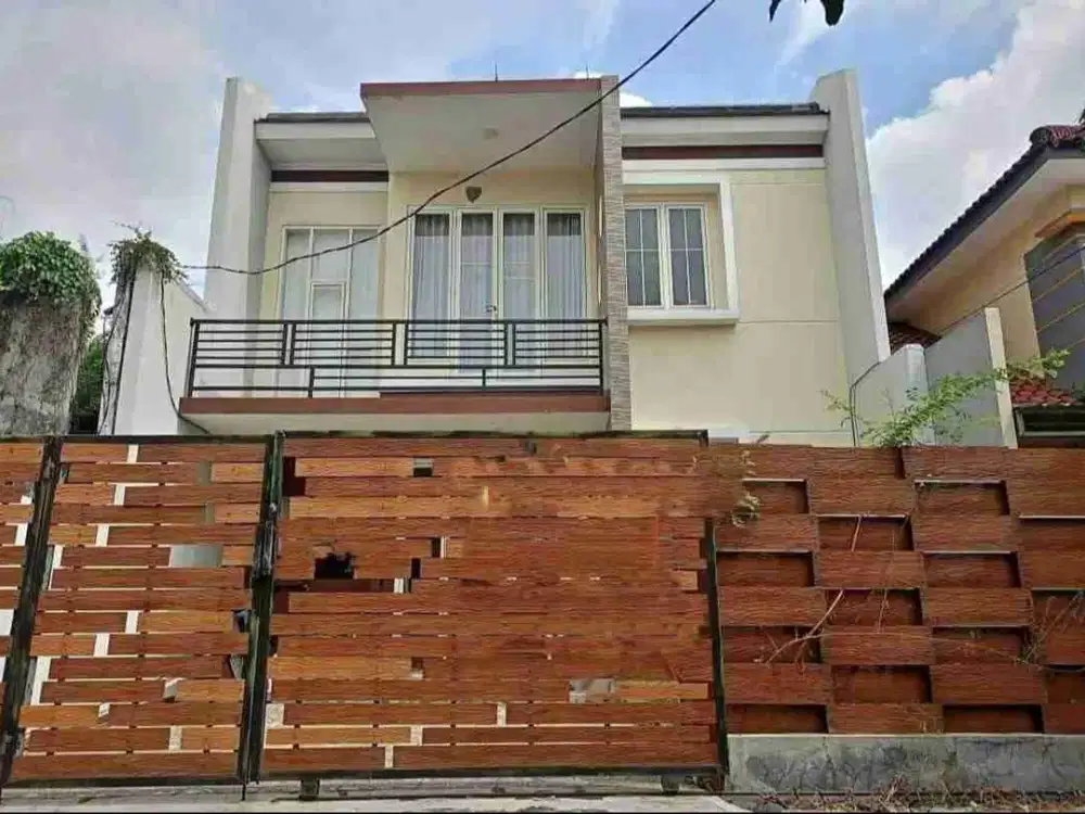 RUMAH 2 LANTAI SIAP HUNI TERMURAH DI PERUMAHAN GUNUNG ANYAR EMAS KEC. RUNGKUT