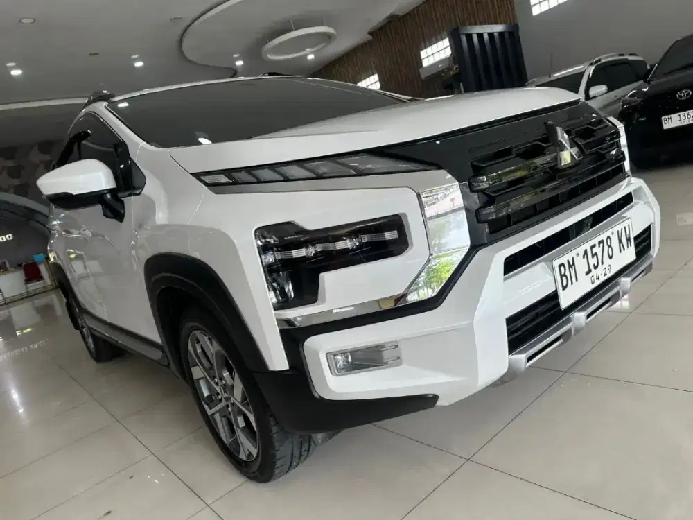 Xpander Cross 1.5 Manual 2023 km 20 rb