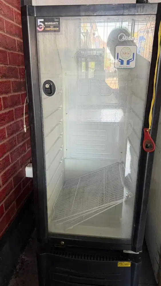 Showcase pendingin merk midea harga nego