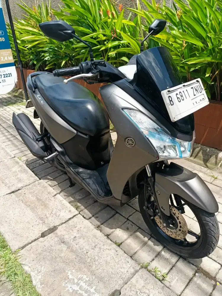 Dijual cepat Yamaha LEXI  125 CC ORISINIL