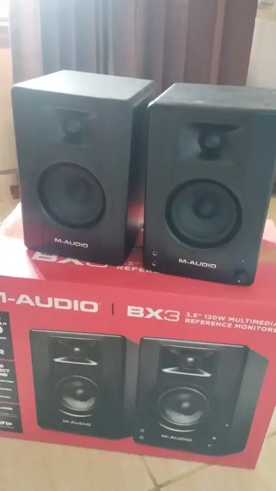 Speaker Plat M-Audio