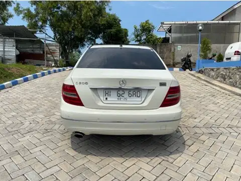 Mercedes-Benz C-Class 2012 Bensin