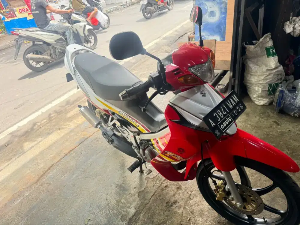 Suzuki satria 2004
