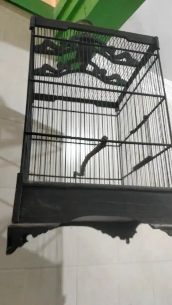 Sangkar burung gede