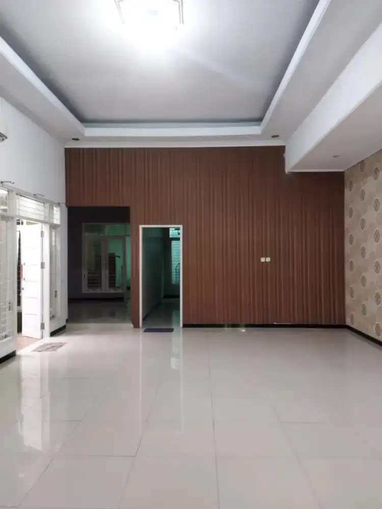 Dijual rumah cantik di tengah kota Samarinda