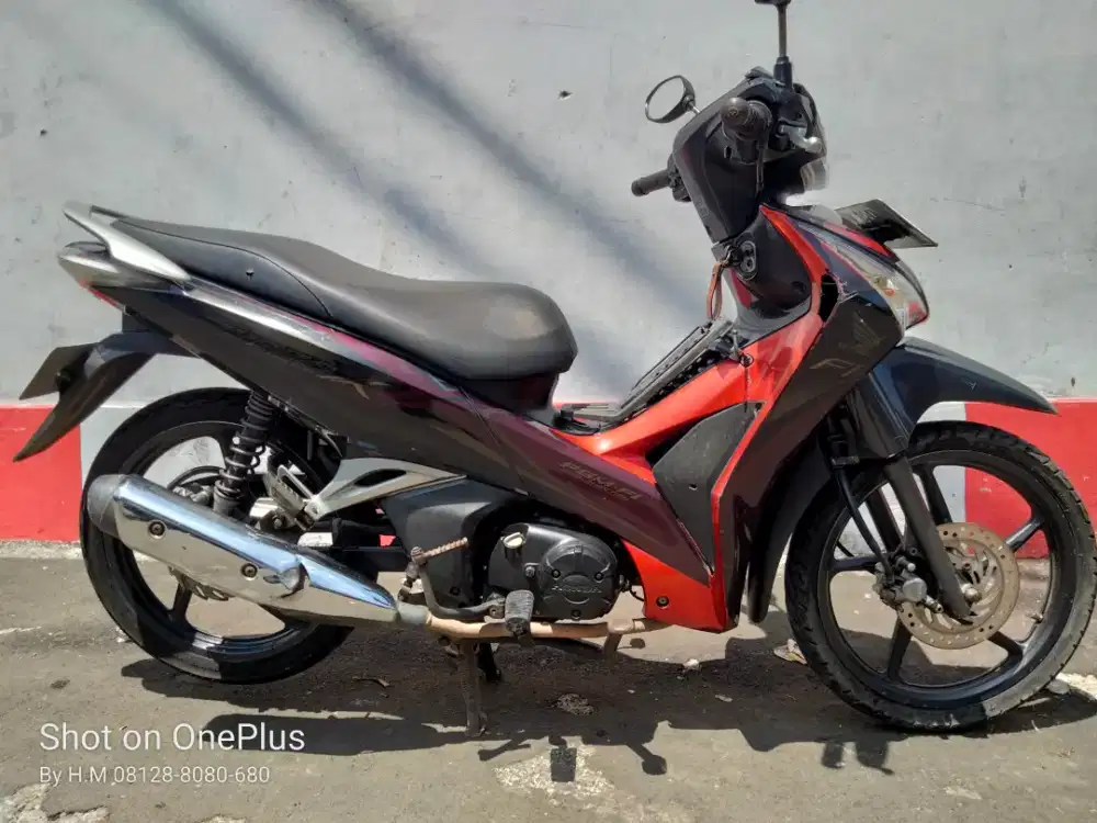 SupraX Supra X 125Fi 125 Fi Helm in