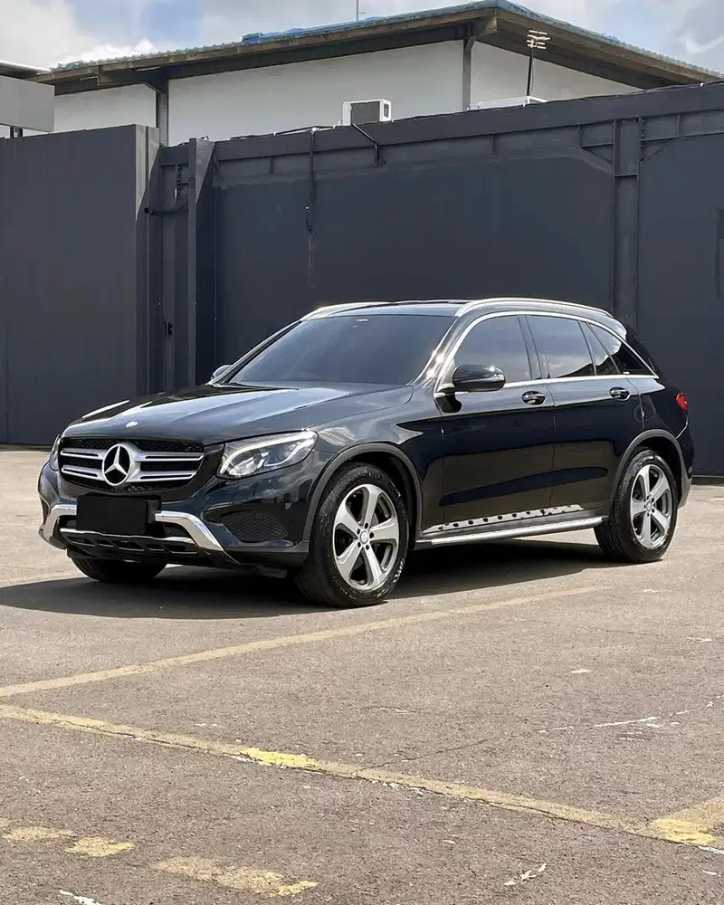[ KM 35ribu ] Mercedes Benz GLC 250 2017