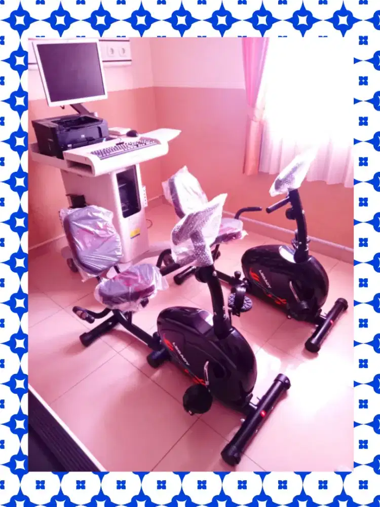 Sepeda statis Recumbent Legacy alat kesehatan PNE-182