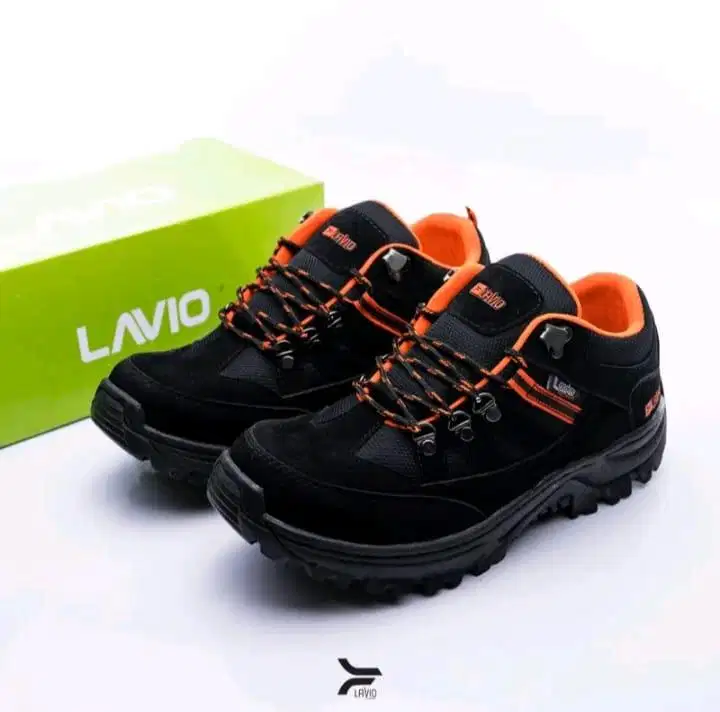 Sepatu Gunung Pria Lavio