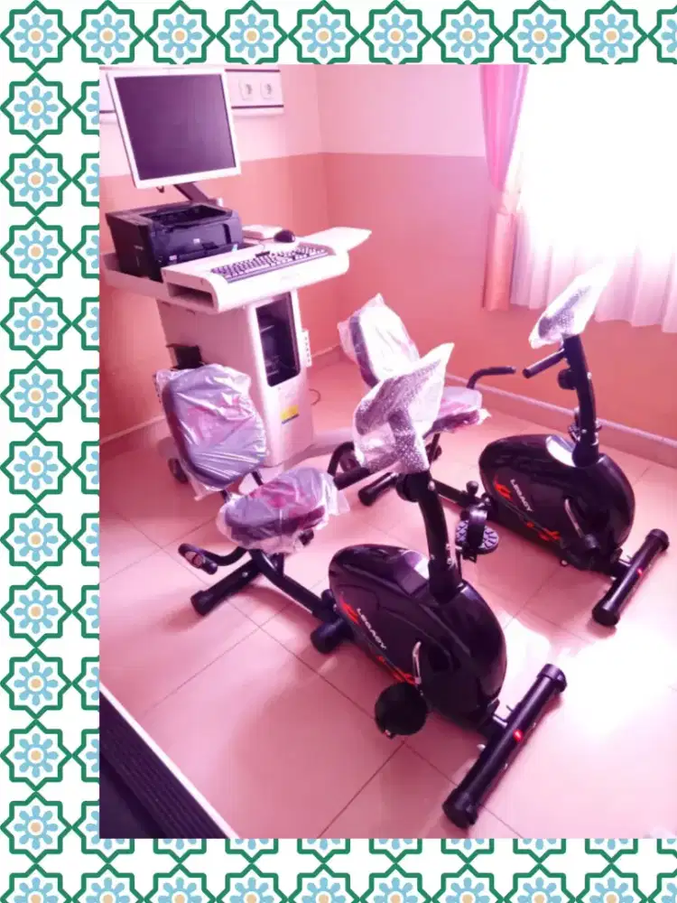 Sepeda statis Recumbent Legacy alat kesehatan PNE-182