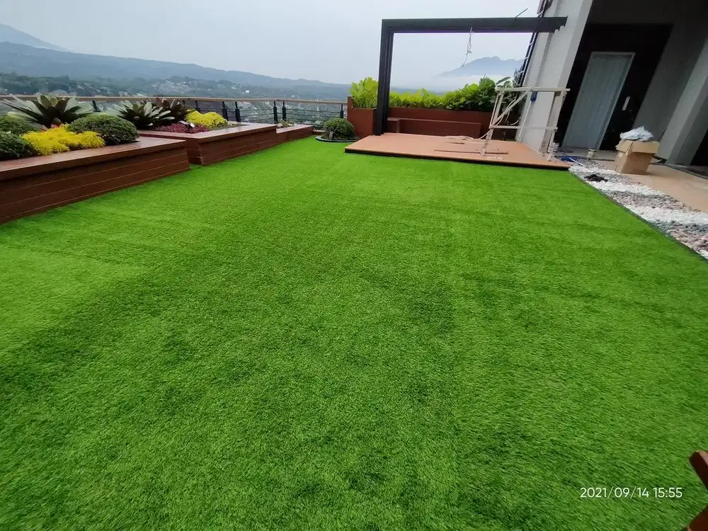KARPET RUMPUT SINTETIS TAMAN DAN LAPANGAN