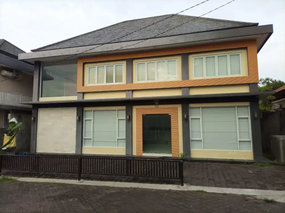 Di jual Bangunan kantor lokasi di mumbul Jimbaran