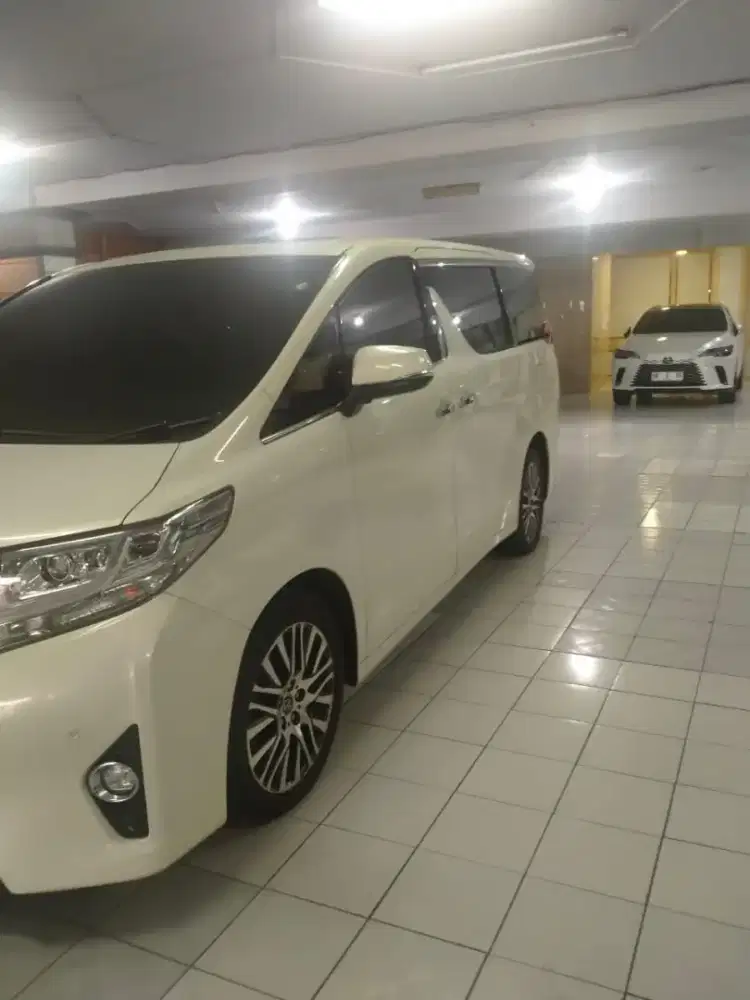 Alphard 2.5 G A/t 2016 Putih Istimewa