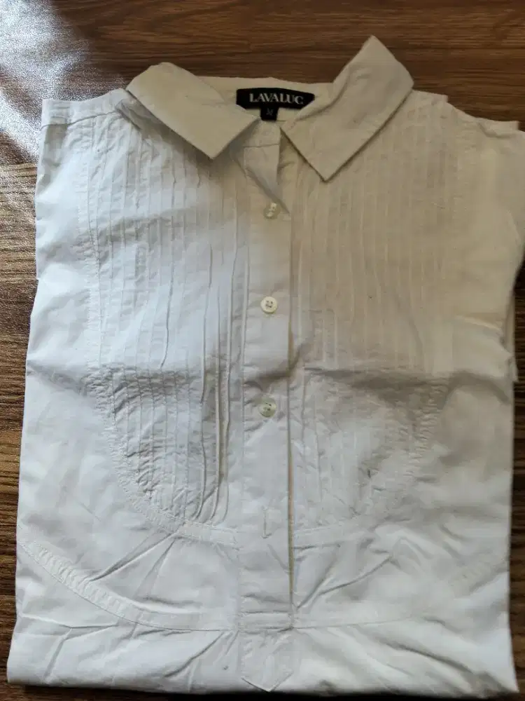 Baju putih kelir panjang