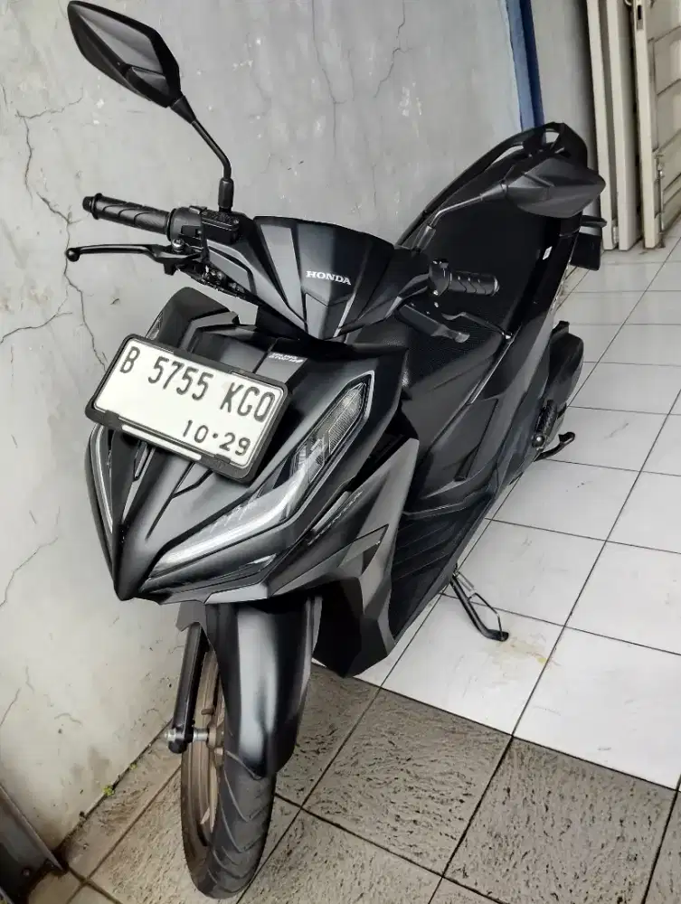 DP 1.5JT VARIO 125 CBS ISS KEYLESS 2024 GRESS CASH KREDIT PAJAK HIDUP