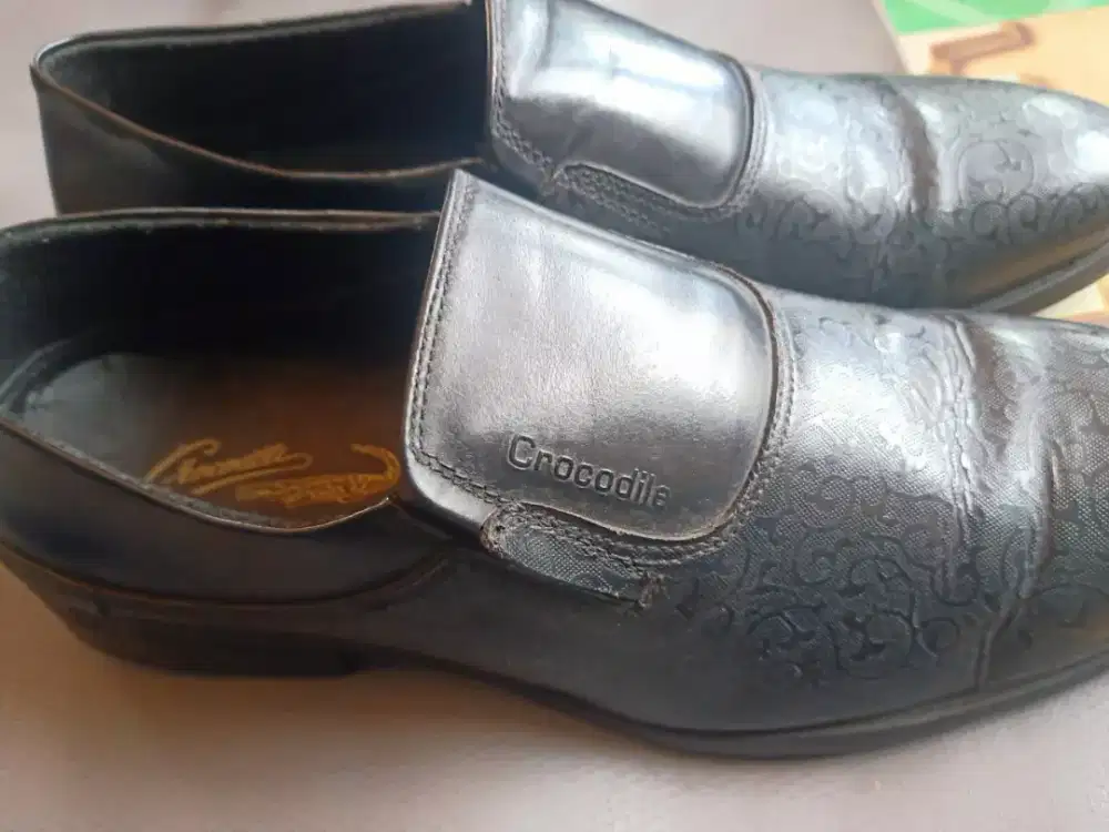 Sepatu kulit Crocodile original