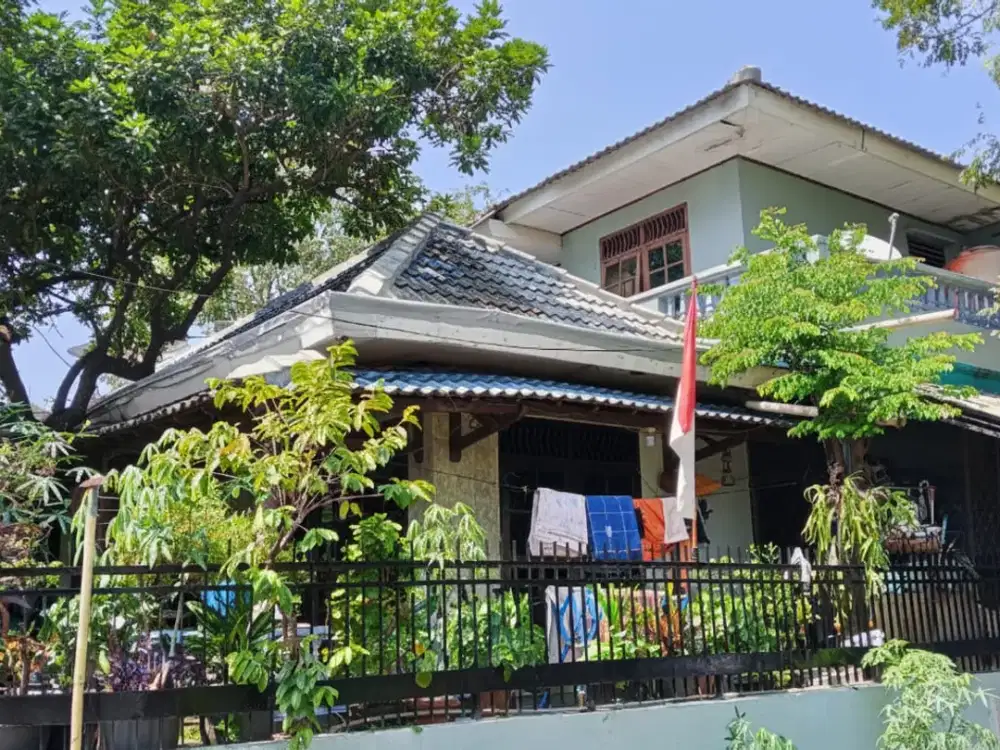 Rumah luas 207 m2 posisi hook di Pondok kelapa, Jakarta Timur.