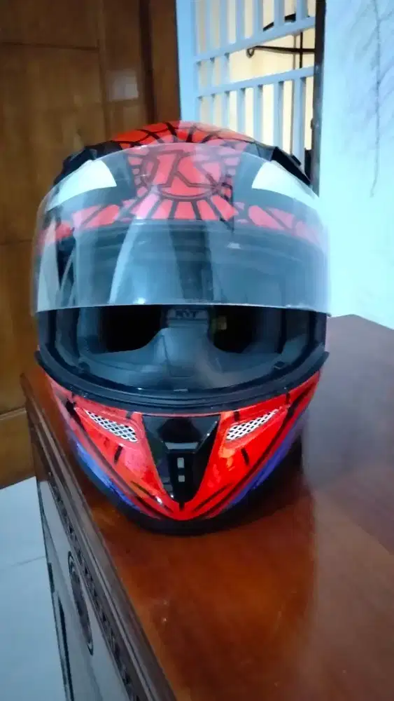Dijual Helm KYT spider