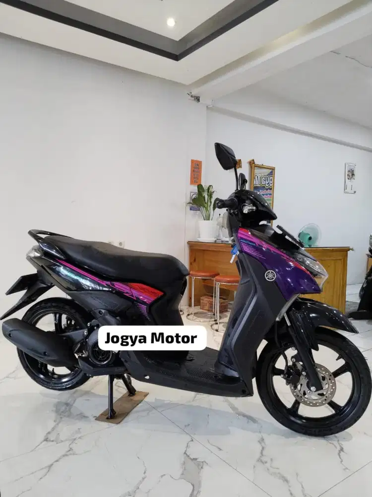 (B) Yamaha gear 125 tahun 2024