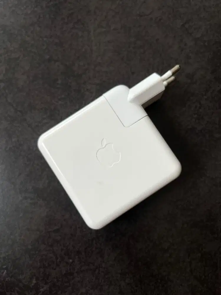 Magsafe type C Macbook Pro (Charge Macbook)
