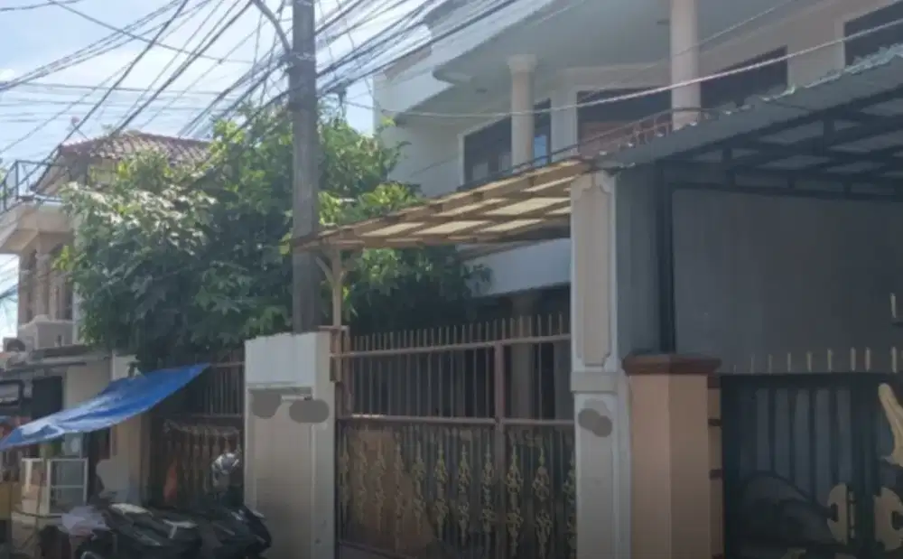 Rumah 2 Lantai Srengseng Kembangan