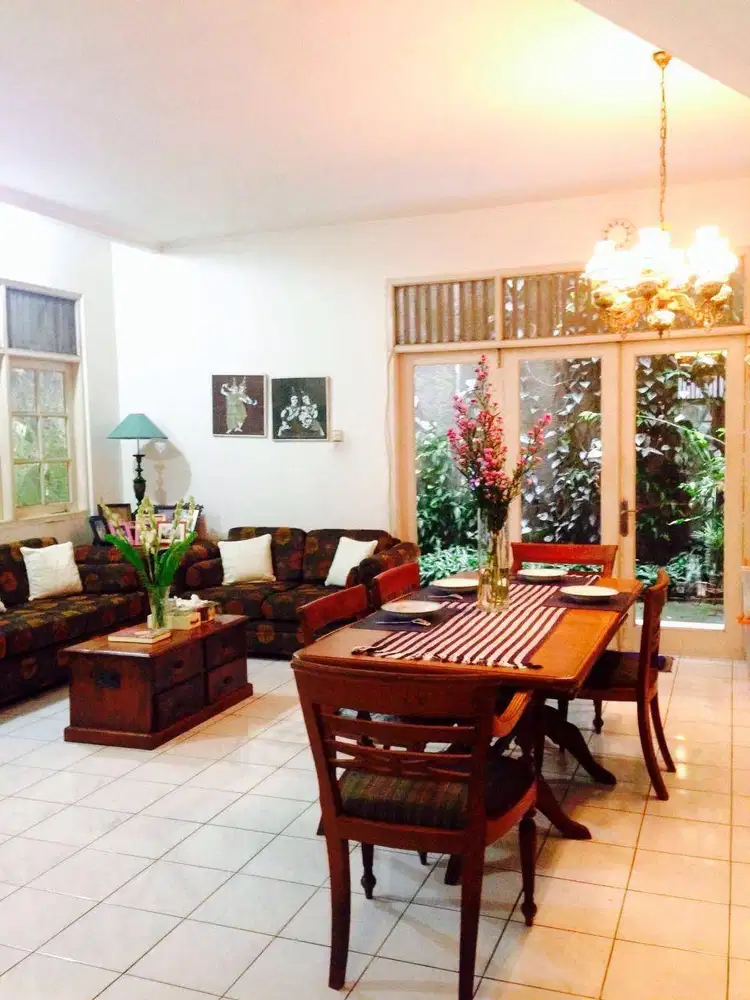 Rumah 2 Lantai Dekat Scbd di Kebayoran Lama Jaksel Pu-15715