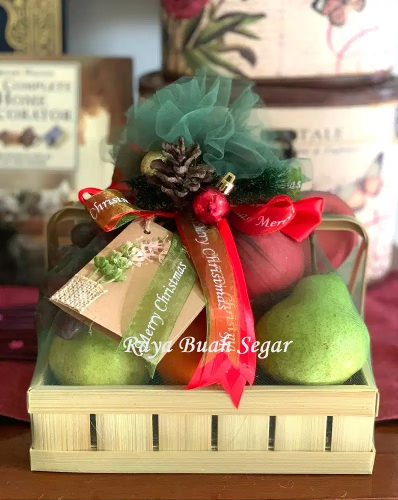 Parcel Natal Buah Segar SET-A Hampers Buah Import