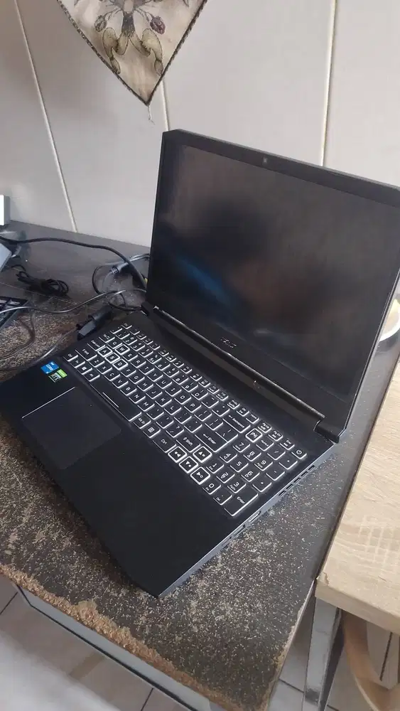 Jual laptop Type: Acer Nitro AN515-57858