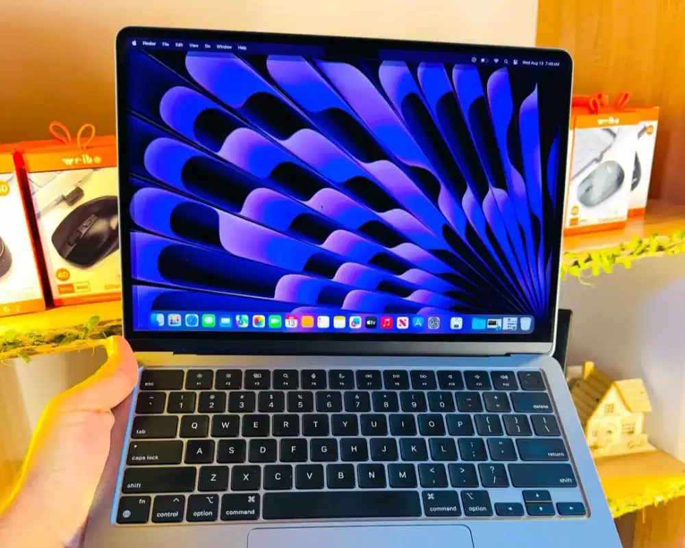 TERIMA Jual & BELI MACBOOK BARU BEKAS PRO AIR M1 M2 M3 M4 Iphond&Ipad