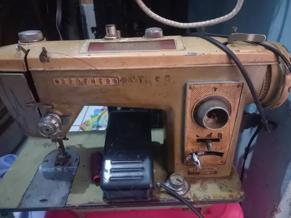 mesin jahit portable jadul brother