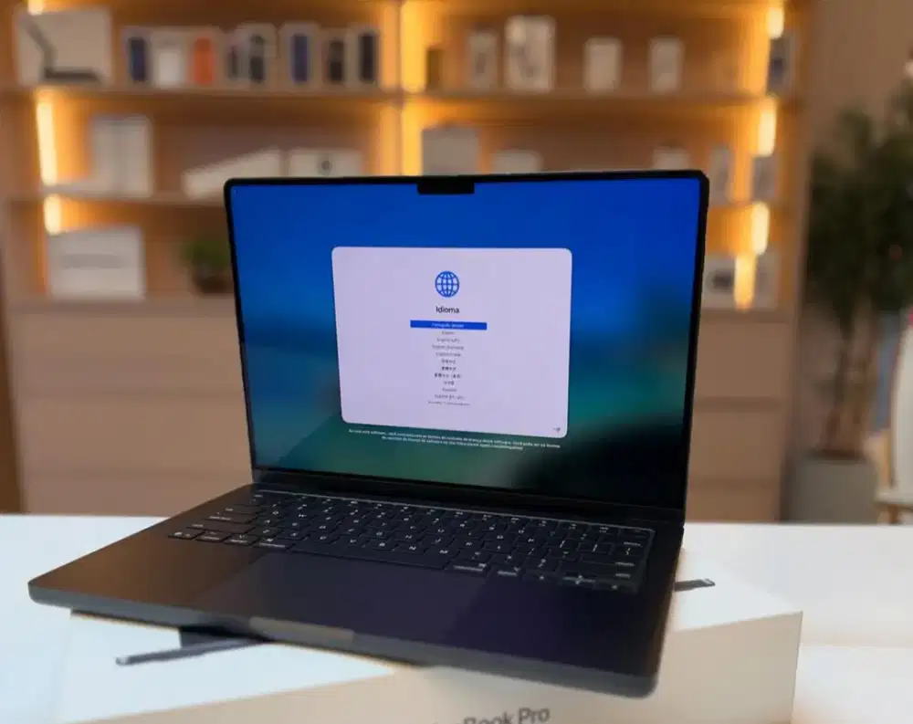 Terima Jual Beli Mcbook baru second Pro Air M1 M2 M3 M4 iPad & Iphond