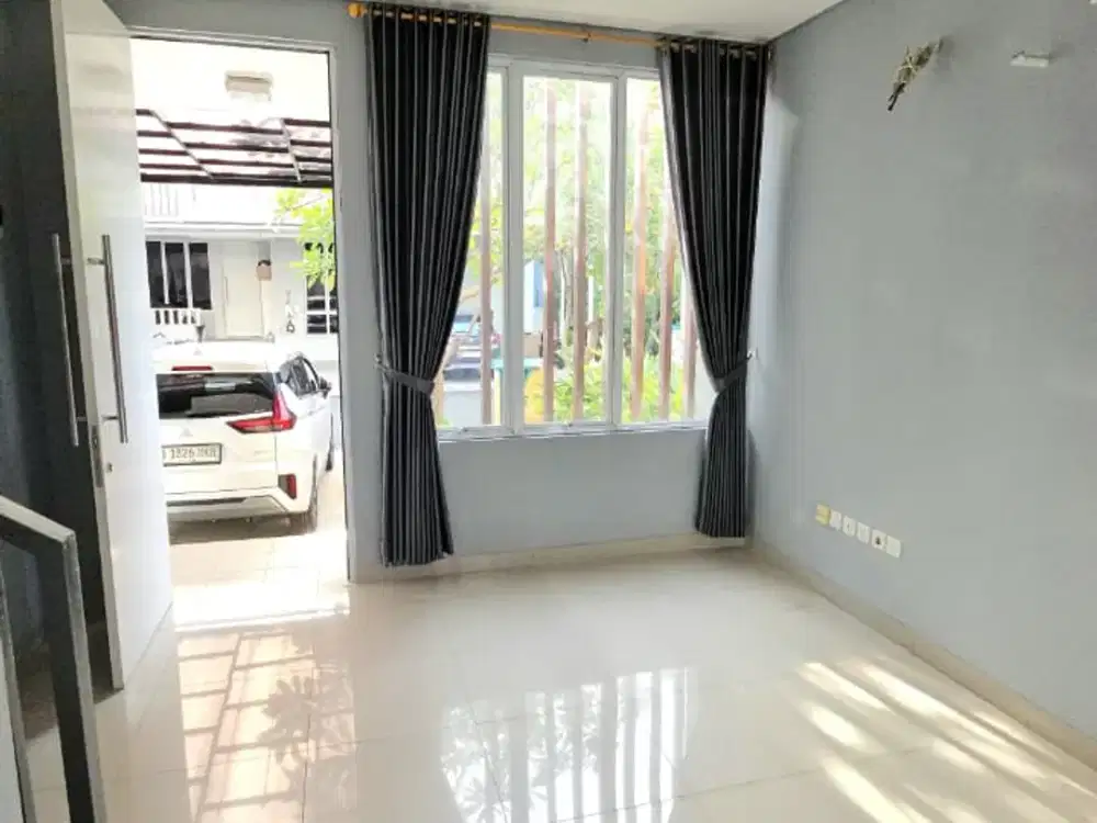 Rumah MInimalis Modern Baru Direnovasi di Cluster Yarra Cakung Jakarta Timur - Siap Huni