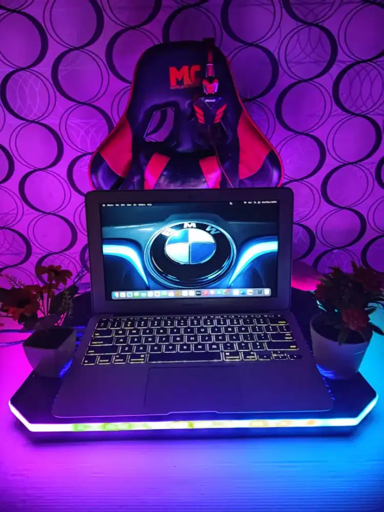 MACBOOK AIR A1370 DesignedCalifornia Special Edition Super duper tipis