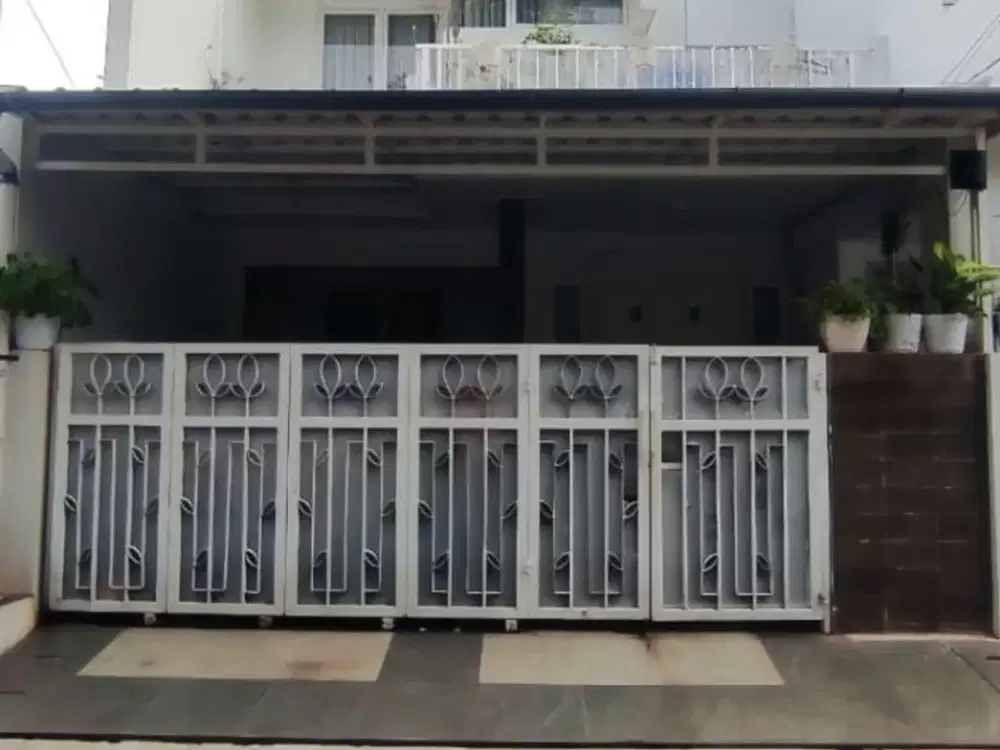 Dijual Rumah Bagus Dan Terawat Dalam Komplek DKI Pondok Kelapa Jakarta Timur