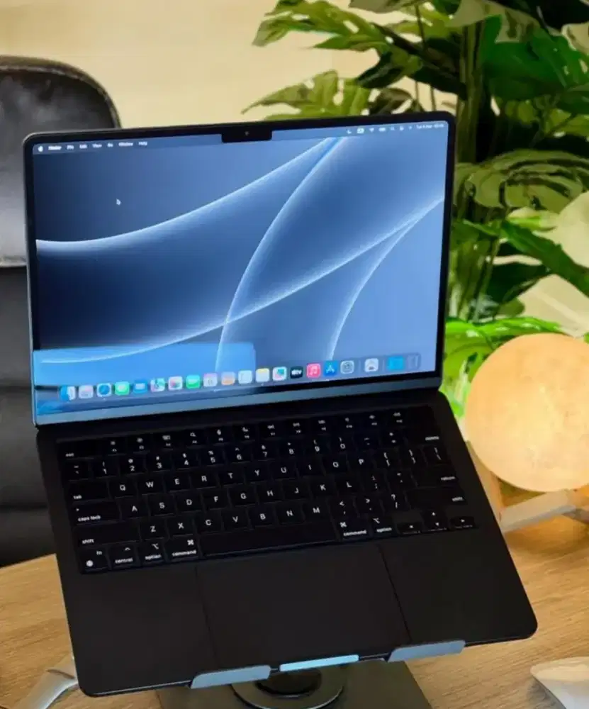 Terima Jual Beli Mcbook baru second Pro Air M1 M2 M3 M4 iPad & Iphond