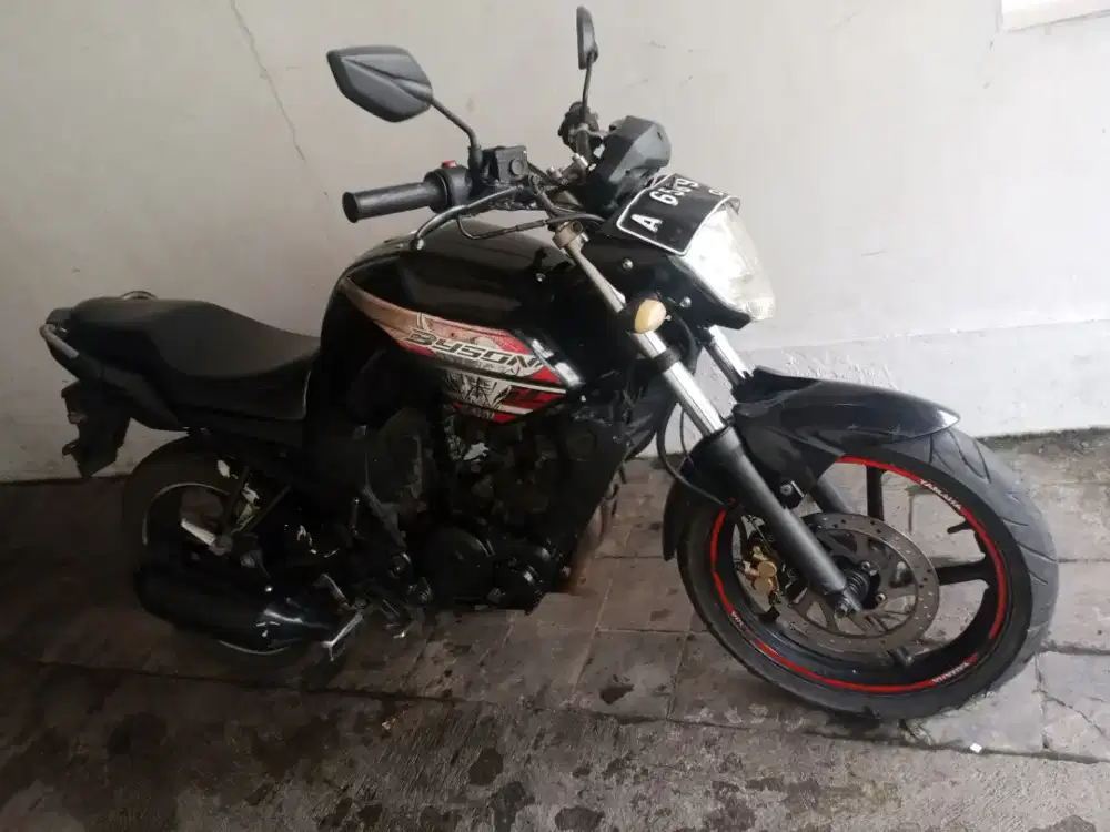Jual santai,, Yamaha Byson,,surat surat lengkap,motor apa ada nya