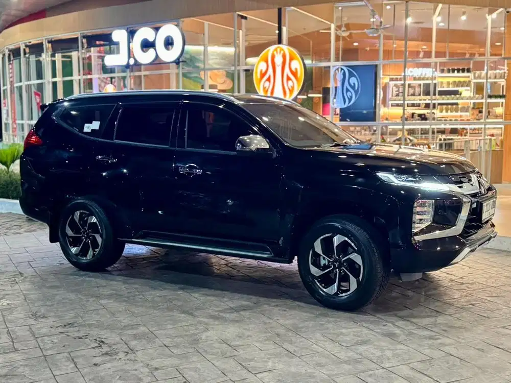 KM RENDAH Mitsubishi Pajero Sport 2024