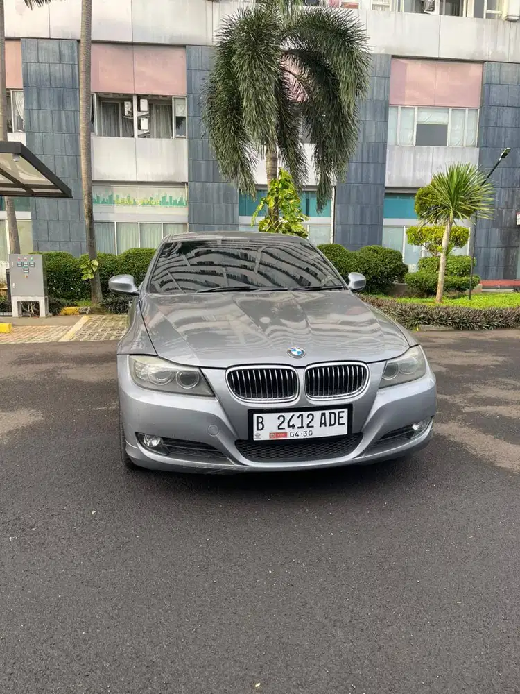 BMW 320i LCI 2010  Kondisi Mulus  Pajak Hidup  Pemakaian Pribadi