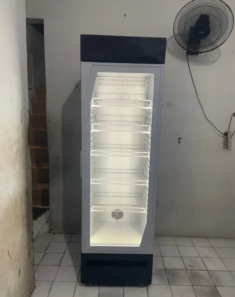 SHOWCASE INVERTER NORMAL