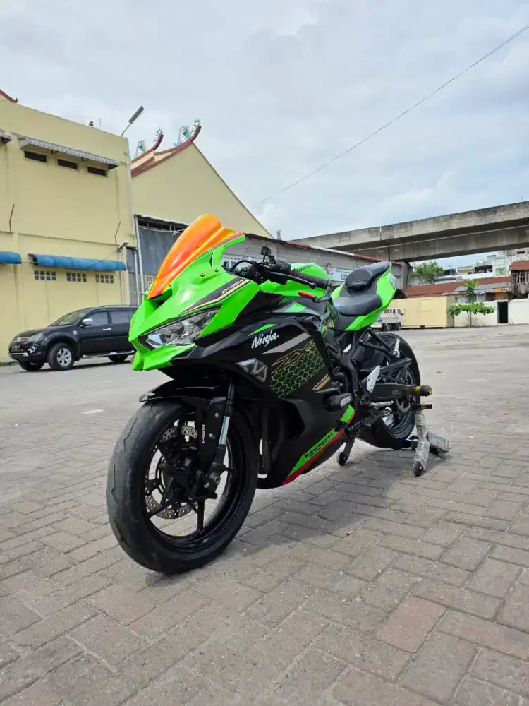 Kawasaki ZX25R ABS SE KRT 2021