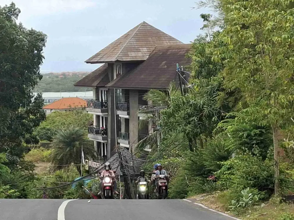 dijual tanah 4611m² IDR 1,3 milyar per are full ocean view unblock bonus villa perlu renovasi Kawasan taman mumbul Nusa dua